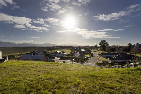 Photo of property in 38 Golf View Close, Fairhall, 7272