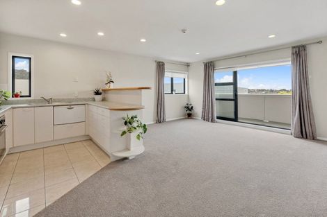 Photo of property in 6/5 Cook Street, Howick, Auckland, 2014