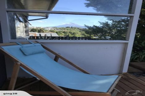 Photo of property in 101 Awanui Street, Merrilands, New Plymouth, 4312