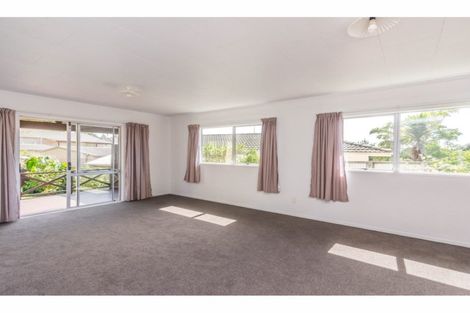 Photo of property in 23 Landow Place, Henderson, Auckland, 0612