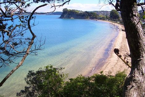 Photo of property in 144 Wade River Road, Wade Heads, Whangaparaoa, 0932