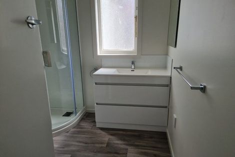 Photo of property in 34 Hinau Street, Tawa, Wellington, 5028