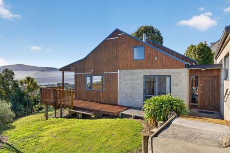 Photo of property in 6 Doris Faigan Lane, Charteris Bay, Lyttelton, 8971