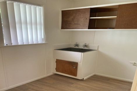 Photo of property in 14 Mcclintock Road, Massey, Auckland, 0614