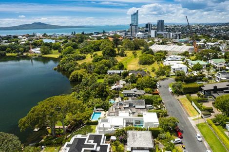 Photo of property in 15 Lake View Road, Takapuna, Auckland, 0622