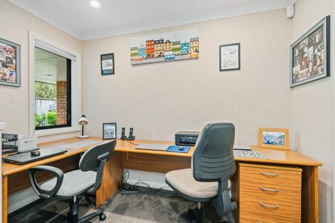 Photo of property in 20 Chatsfield Place, Te Kamo, Whangarei, 0112