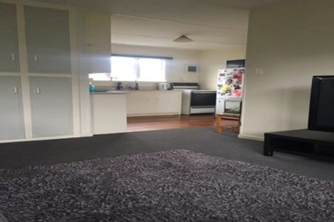Photo of property in 2/11 Dunedin Street, Redwood, Christchurch, 8051