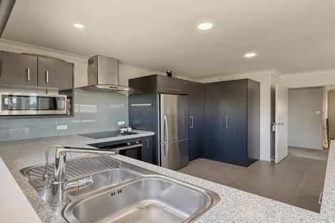 Photo of property in 18 Ko Place, Pyes Pa, Tauranga, 3112