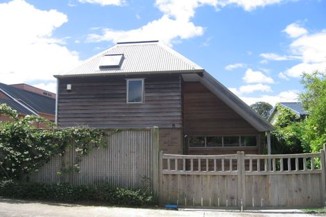 Photo of property in 18 The Terrace, Waihi Beach, 3611