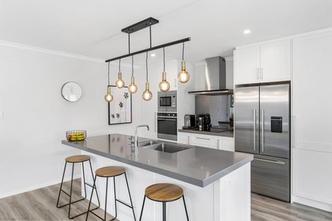 Photo of property in 14 Buddle Road, Wallaceville, Upper Hutt, 5018