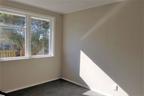 Photo of property in 54 Davidson Crescent, Tawa, Wellington, 5028