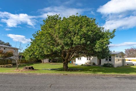 Photo of property in 5 Daphne Road, Tairua, 3508