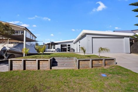 Photo of property in 3 Wilton Smith Avenue, Pauanui, Hikuai, 3579