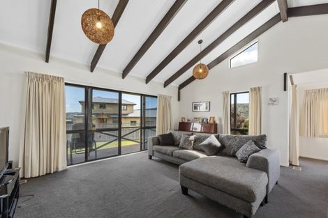 Photo of property in 7 Mcmanaway Grove, Stokes Valley, Lower Hutt, 5019