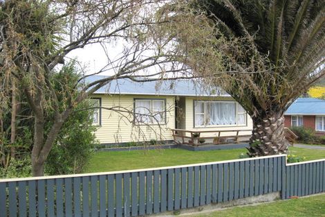 Photo of property in 26 Wright Street, Wainuiomata, Lower Hutt, 5014