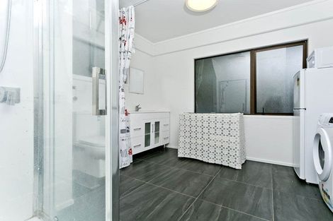 Photo of property in 57 Newhaven Terrace, Mairangi Bay, Auckland, 0630