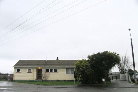 Photo of property in 415-417 Kotuku Street, Camberley, Hastings, 4120