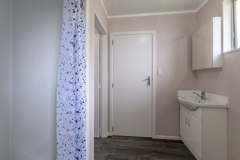 Photo of property in 18a Kings Drive, Levin, 5510