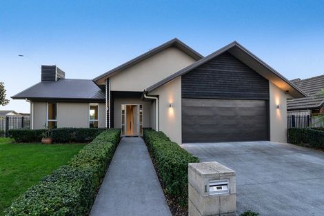 Photo of property in 1 Woodridge Drive, Flagstaff, Hamilton, 3210