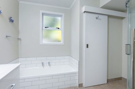 Photo of property in 1 Amelia Crescent, Waikawa, Picton, 7220