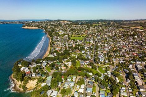 Photo of property in 11 William Bayes Place, Red Beach, 0932