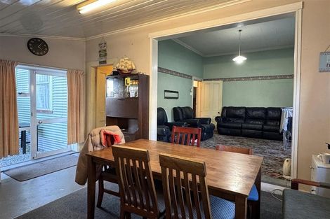 Photo of property in 12 Murray Street, Greymouth, 7805