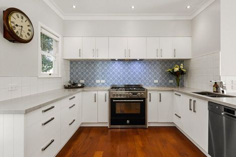 Photo of property in 49-53 Mchardy Street, Havelock North, 4130