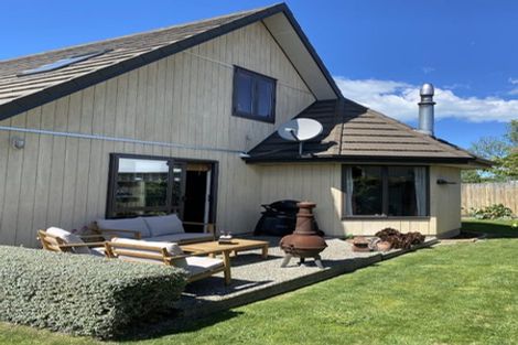 Photo of property in 2a Amberley Beach Road, Amberley, 7410