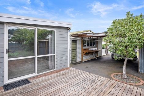 Photo of property in 24 York Street, Picton, 7220