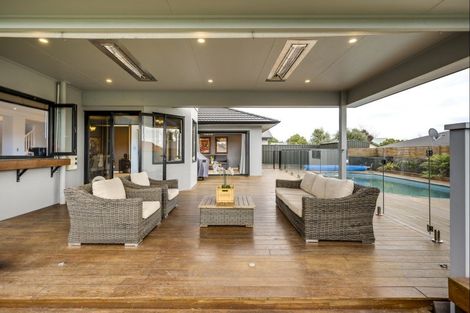 Photo of property in 2 The Croft, Havelock North, 4130