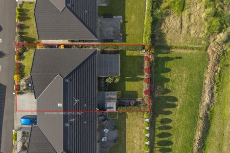 Photo of property in Waterview Estate, 26/4 Greystone Place, Omokoroa, 3114