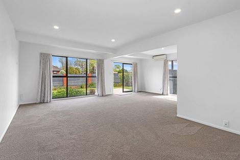 Photo of property in 1/75 Merrin Street, Avonhead, Christchurch, 8042