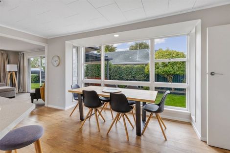 Photo of property in 215 Grimseys Road, Redwood, Christchurch, 8051