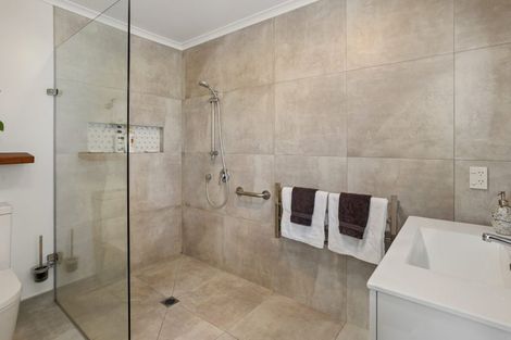 Photo of property in 152 Centennial Drive, Whitianga, 3510