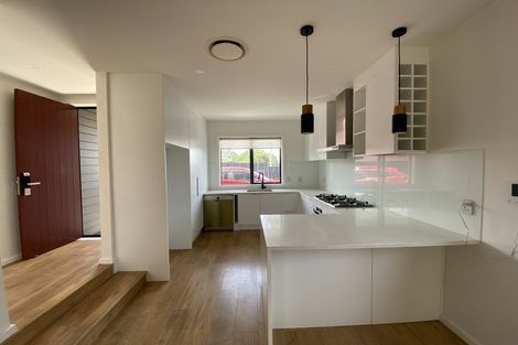 Photo of property in 35e Vincent Street, Howick, Auckland, 2014