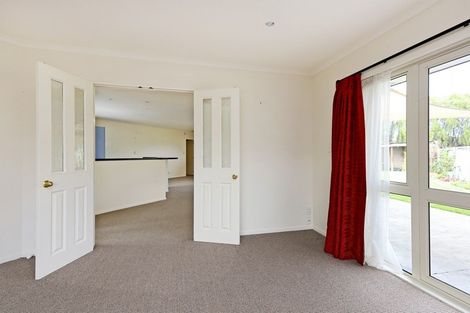 Photo of property in 17 Chelsea Drive, Taradale, Napier, 4112