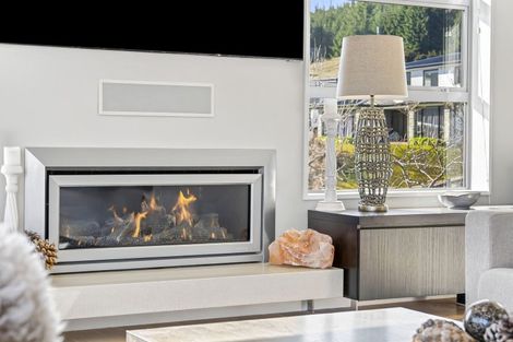 Photo of property in 6 Clearview Street, Wanaka, 9305