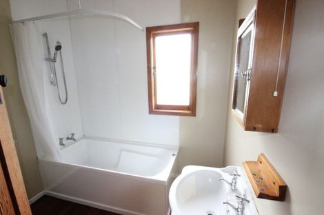 Photo of property in 39 South Street, West End, Palmerston North, 4410