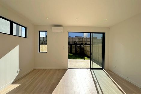 Photo of property in 3 Porowha Road, Westgate, Auckland, 0814