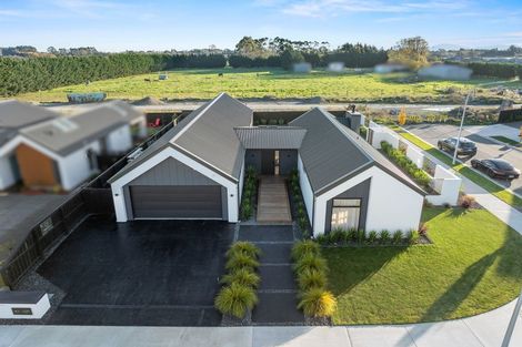 Photo of property in 43 Hotere Street, Rangiora, 7400