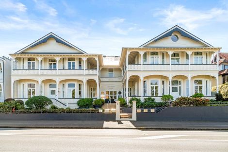 Photo of property in 2/5 King Edward Parade, Devonport, Auckland, 0624