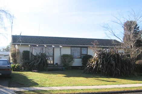 Photo of property in 8 Purcell Place, Melville, Hamilton, 3206