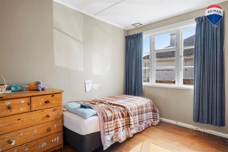 Photo of property in 206 Cambridge Terrace, Naenae, Lower Hutt, 5011
