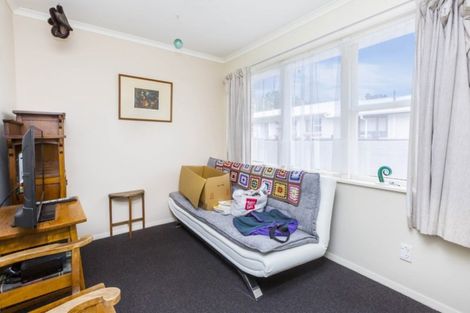 Photo of property in 1/29 Hillside Drive, Maoribank, Upper Hutt, 5018