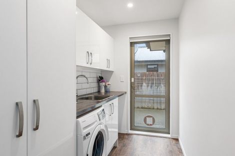 Photo of property in 33 Cressy Place, Darfield, 7510