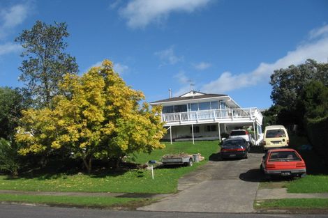 Photo of property in 59 Ennis Avenue, Pakuranga Heights, Auckland, 2010