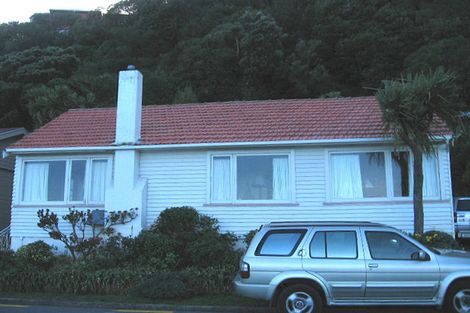 Photo of property in 32 Moana Road, Plimmerton, Porirua, 5026
