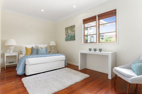 Photo of property in 2 Gulf Road, Murrays Bay, Auckland, 0630