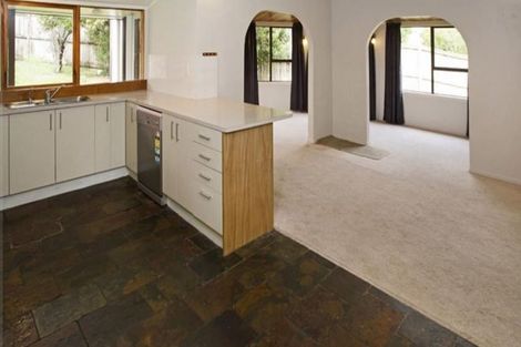 Photo of property in 30 Venus Place, Half Moon Bay, Auckland, 2012