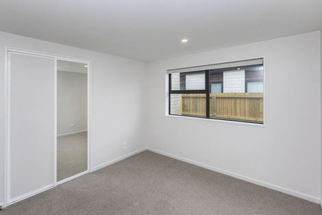 Photo of property in 2 Lussa Close, Broomfield, Christchurch, 8042